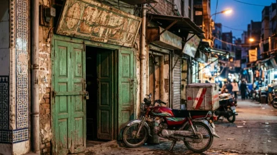 How Do I Add WhatsApp to My Google Business Profile in Pakistan?